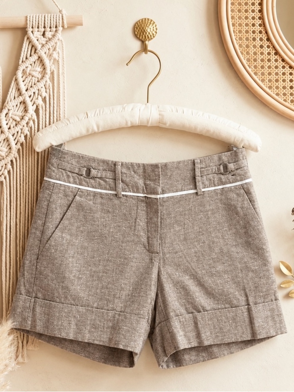Linen 7th Avenue New York & Company Taupe Shorts with White Piping